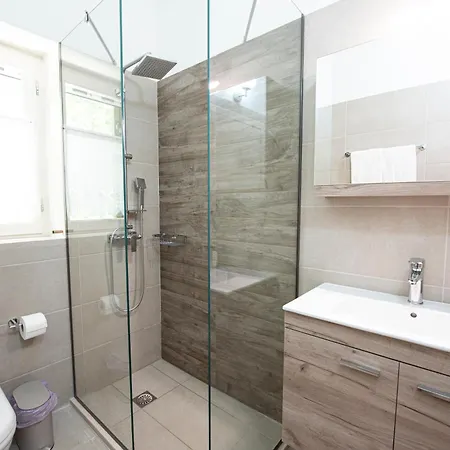 Apartment Lagadia Stone House *