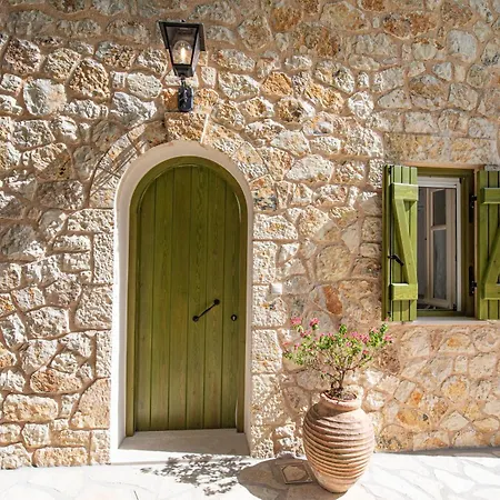 Lagadia Stone House Áyios Nikítas