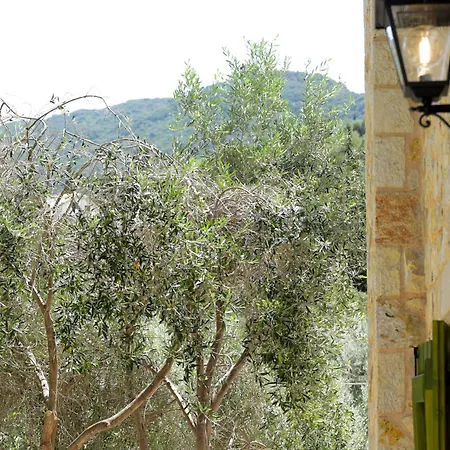 Lagadia Stone House Áyios Nikítas