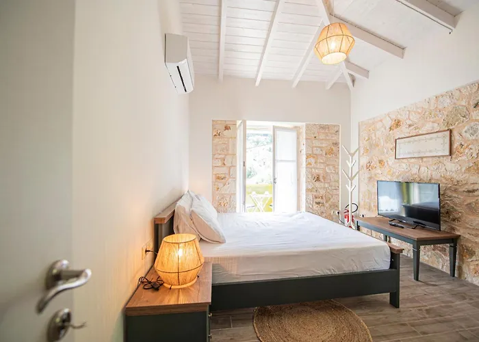 Lagadia Stone House Agios Nikitas