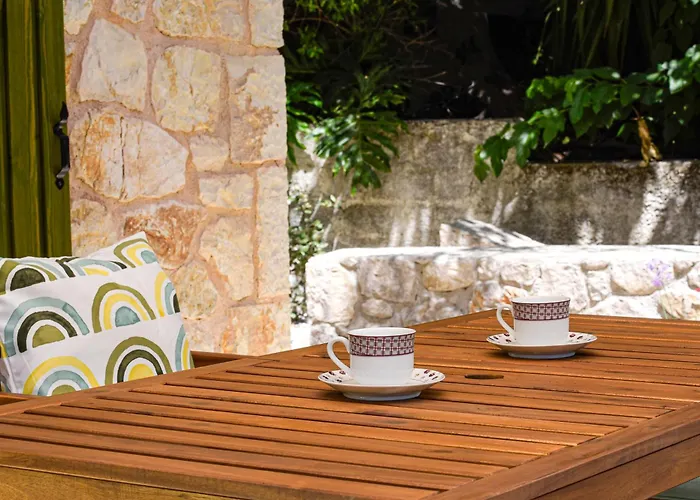 Lagadia Stone House Apartment *