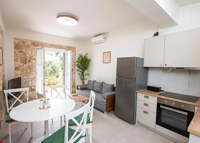 Lagadia Stone House Apartment Agios Nikitas