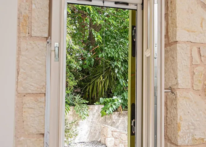 Lagadia Stone House Apartment *