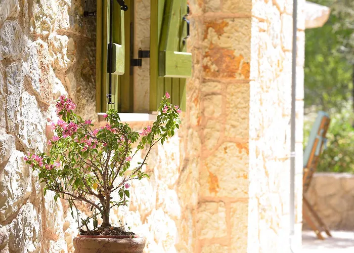 Lagadia Stone House Apartment *