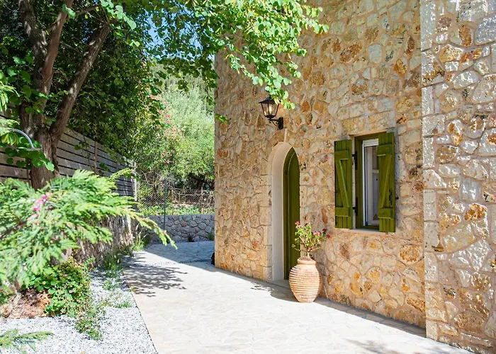 Lagadia Stone House Agios Nikitas